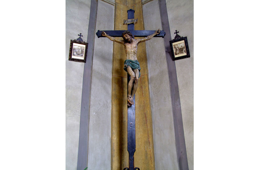 She asked Sacile: Church of Pietà - crucifix