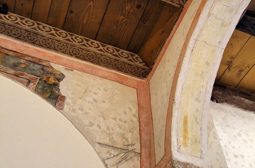 What to see in Sacile: Hospitable San-Gregorio - arcade detail