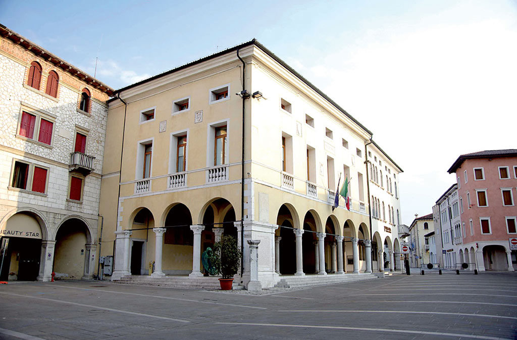 Cosa vedere a Sacile: Palazzo Comunale - esterno